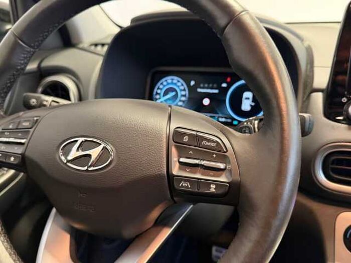 Hyundai KONA EV Trend +SOH100%+Winterräder+Navi Paket+