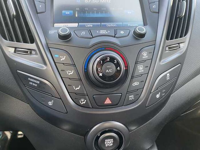 Hyundai Veloster 1.6 Turbo Automatik Style *SR*WR*Leder*