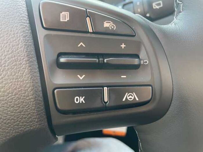 Hyundai i10 1.0 Trend * Komfprt-P. * Carplay * R.Kamera*