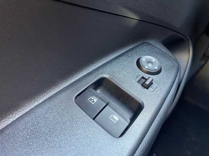 Hyundai i10 1.0 Trend * Komfprt-P. * Carplay * R.Kamera*