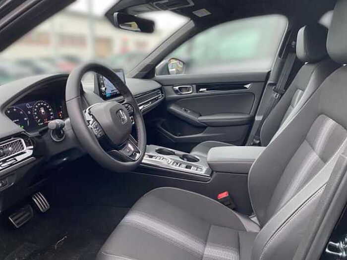 Honda Civic e: HEV 2.0 i-MMD Hybrid Sport (FE)