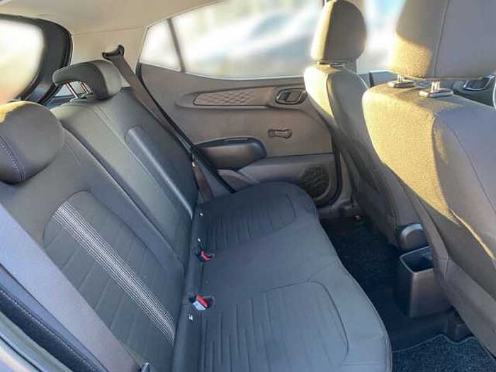 Hyundai i10 1.0 EDITION 30 *Scheckheft*Lenkrad/ Sitzhzg*