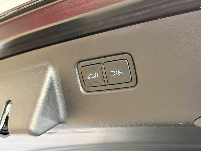 Hyundai STARIA 2.2 CRDi Allrad Signature+Vollausstattung