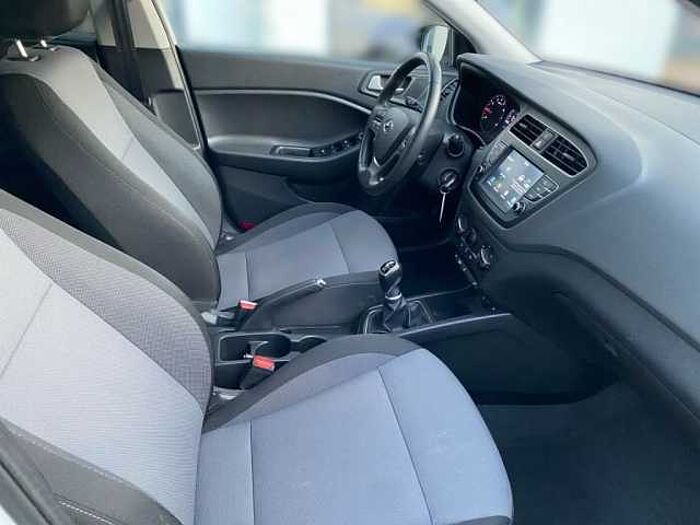 Hyundai i20 blue 1.0 T-GDI YES! *Carplay*R. Kamera*SHZ/LHZ*