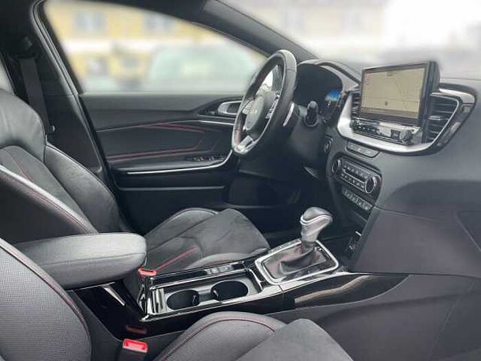 Kia ProCeed 1.6 T-GDI DCT7 OPF GT *Pano Ceed