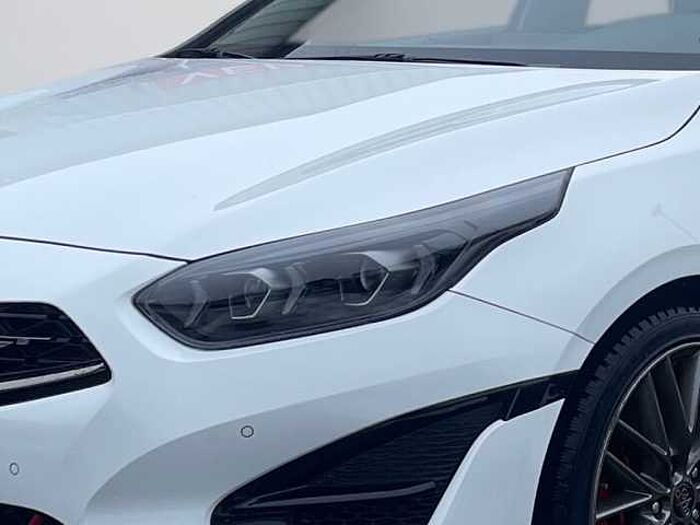 Kia ProCeed 1.6 T-GDI DCT7 OPF GT *Pano Ceed