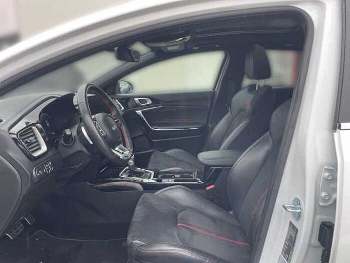 Kia ProCeed 1.6 T-GDI DCT7 OPF GT *Pano Ceed