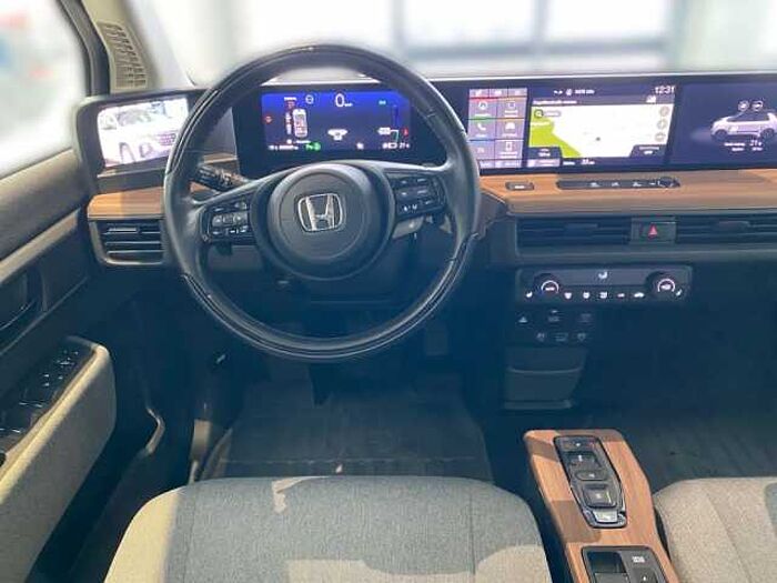 Honda Honda e Advance-Paket Style + 8 fach bereift +