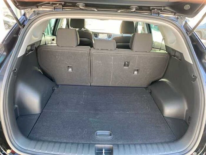 Hyundai Tucson 1.6 Turbo 4WD DCT Trend+8 fach bereift