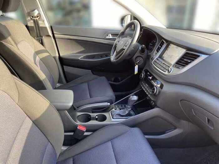 Hyundai Tucson 1.6 Turbo 4WD DCT Trend+8 fach bereift