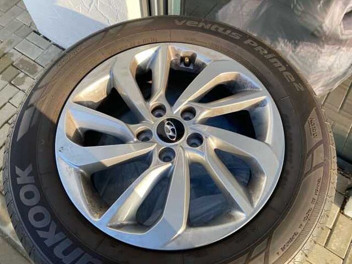 Hyundai Tucson 1.6 Turbo 4WD DCT Trend+8 fach bereift