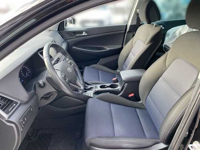 Hyundai Tucson 1.6 Turbo 4WD DCT Trend+8 fach bereift