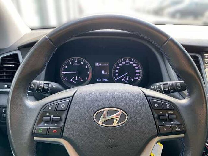 Hyundai Tucson 1.6 Turbo 4WD DCT Trend+8 fach bereift