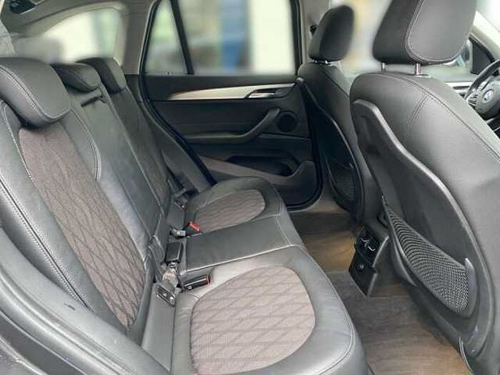 BMW X1 xDrive20d Aut. xLinee+8fach bereift