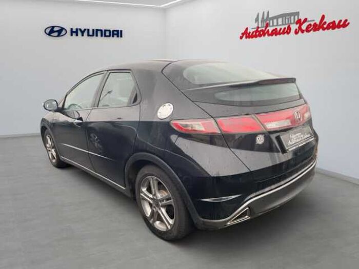 Honda Civic 1.4 i-VTEC Sport