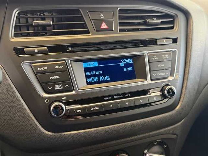 Hyundai i20 blue 1.0 T-GDI Passion