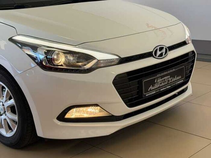 Hyundai i20 blue 1.0 T-GDI Passion