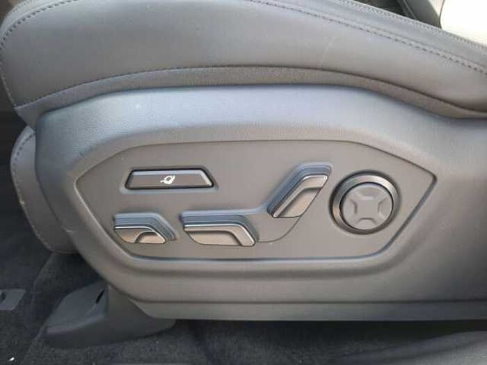 Hyundai SANTA FE 1.6 HEV 2WD 7-Sitzer Blackline