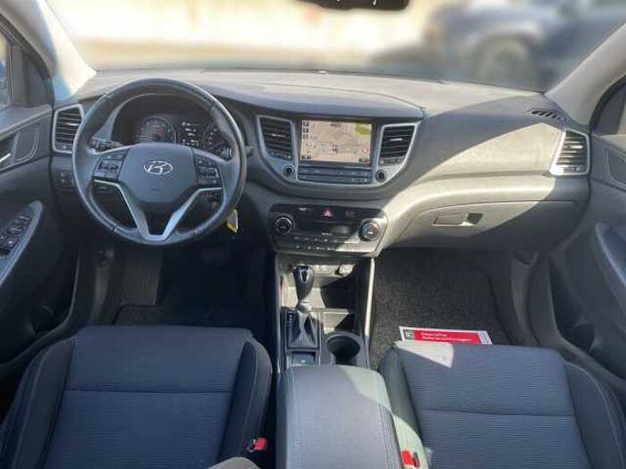Hyundai Tucson 1.6 Turbo 4WD DCT Style *8fach bereift*