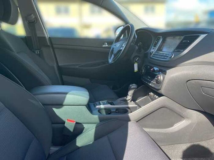Hyundai Tucson 1.6 Turbo 4WD DCT Style *8fach bereift*
