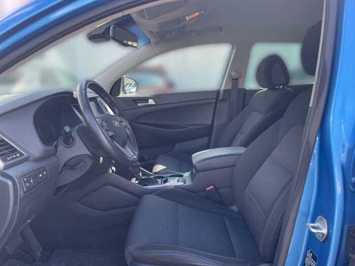 Hyundai Tucson 1.6 Turbo 4WD DCT Style *8fach bereift*