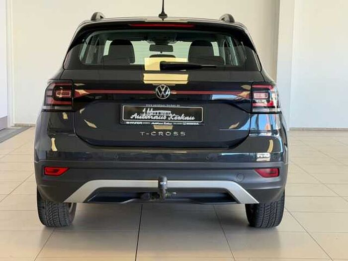 Volkswagen T-Cross 1.0 TSI DSG Life+AHK+Carplay+SH+PDC+