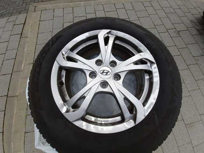 Hyundai TUCSON 1.6 T-GDi Edition 30++8fach bereift