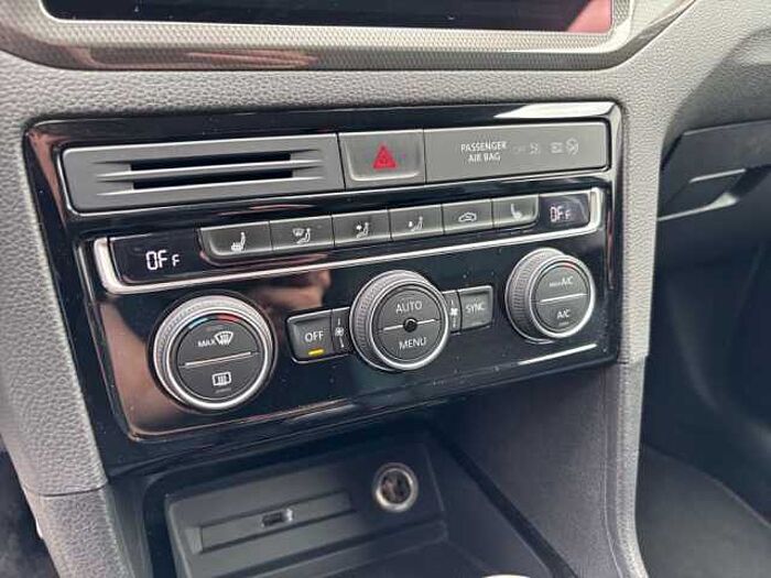 Volkswagen Golf Sportsvan 1.0 TSI OPF IQ. DRIVE *Allwetterreifen*