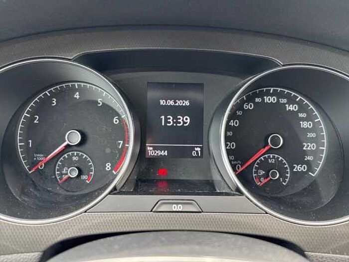 Volkswagen Golf Sportsvan 1.0 TSI OPF IQ. DRIVE *Allwetterreifen*