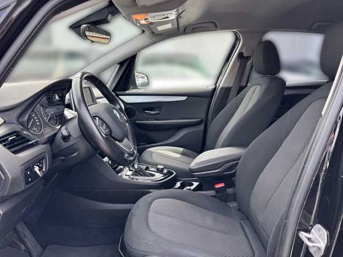 BMW 220d Active Tourer Aut. Advantage 2er