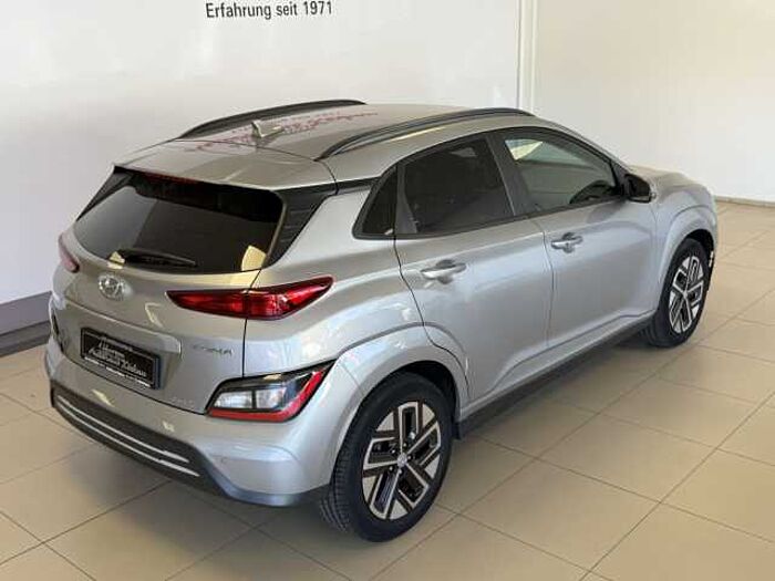 Hyundai KONA EV Trend *SOH 96,7%*Navi-P.*3-phasig*