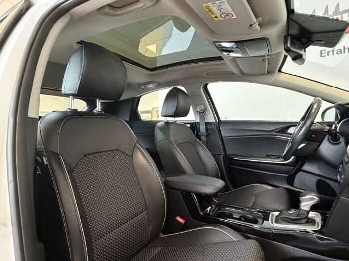Kia XCeed 1.5 T-GDI OPF DCT7 SPIRIT *Pano*Navi-P.*