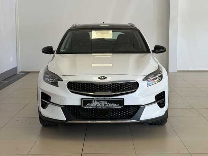 Kia XCeed 1.5 T-GDI OPF DCT7 SPIRIT *Pano*Navi-P.*