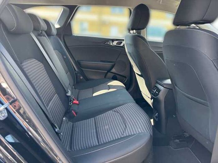 Kia Ceed SW 1.6 GDI DCT OPF PHEV Spirit *unfallfrei*