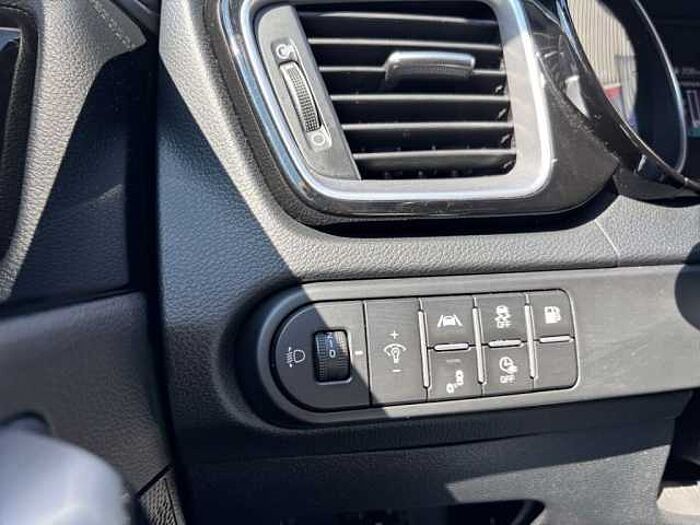 Kia Ceed SW 1.6 GDI DCT OPF PHEV Spirit *unfallfrei*