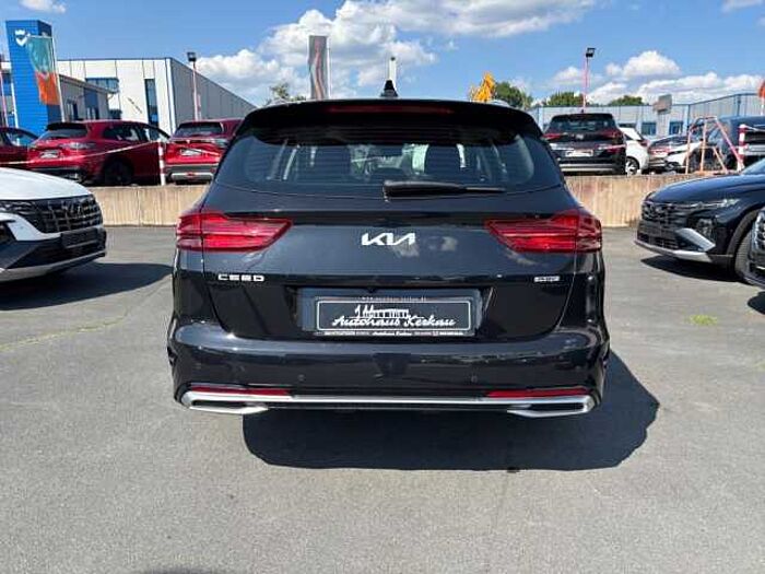 Kia Ceed SW 1.6 GDI DCT OPF PHEV Spirit *unfallfrei*