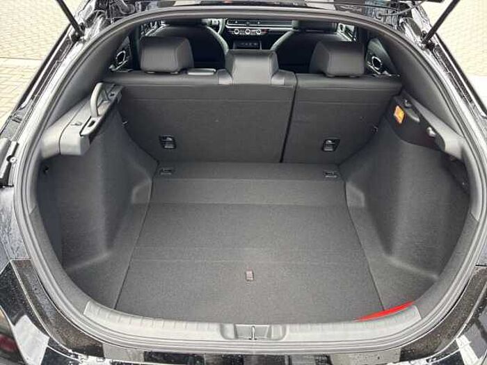 Honda Civic e: HEV 2.0 i-MMD Hybrid Sport