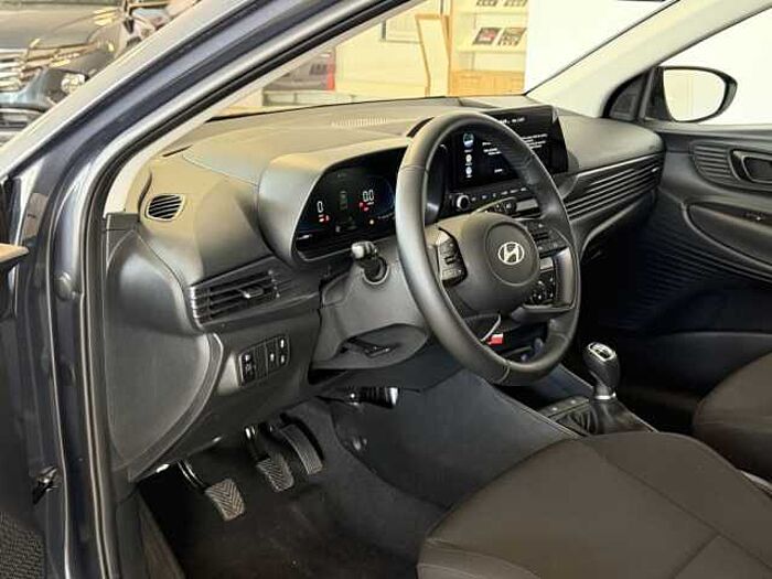 Hyundai BAYON 1.0 T-GDI Select +Navi+Carply+R. Kamera+