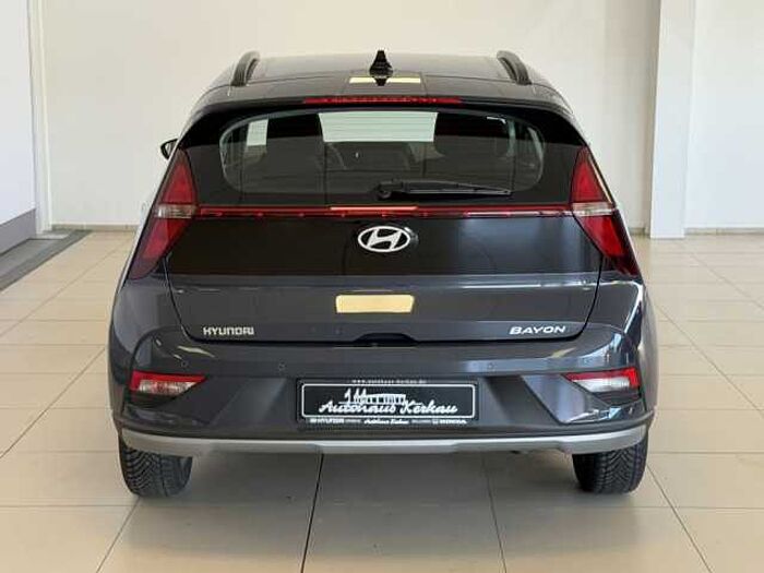 Hyundai BAYON 1.0 T-GDI Select +Navi+Carply+R. Kamera+