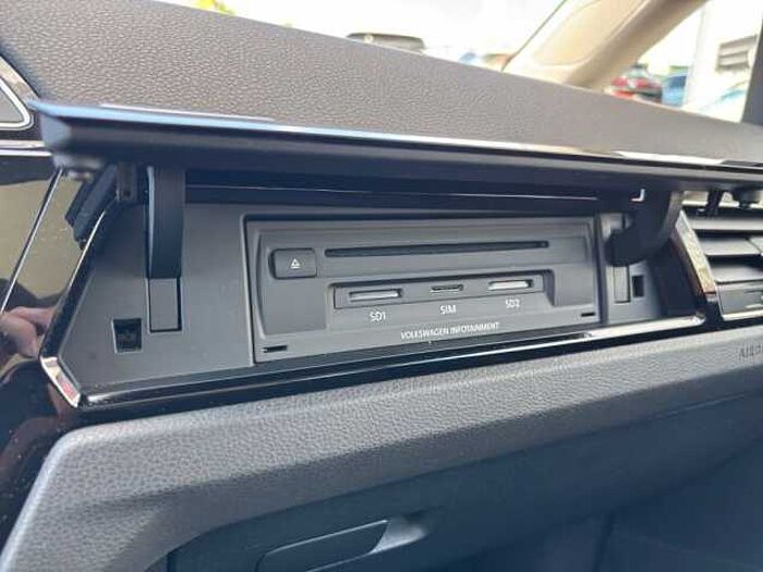 Volkswagen Touran 1.5 TSI ACT OPF DSG Highline *1HD*Carplay*