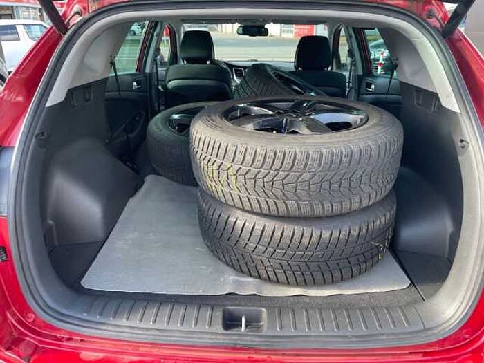 Hyundai Tucson blue 1.7 CRDi 2WD DCT Premium *1HD*