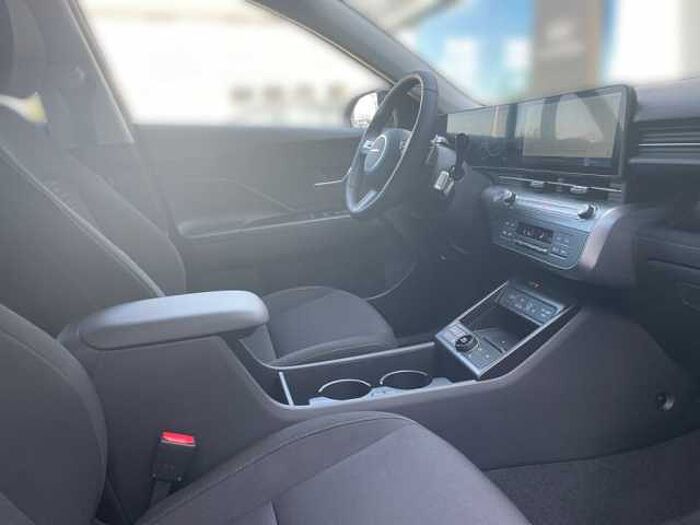 Hyundai KONA 1.6 GDI DCT Hybrid Trend
