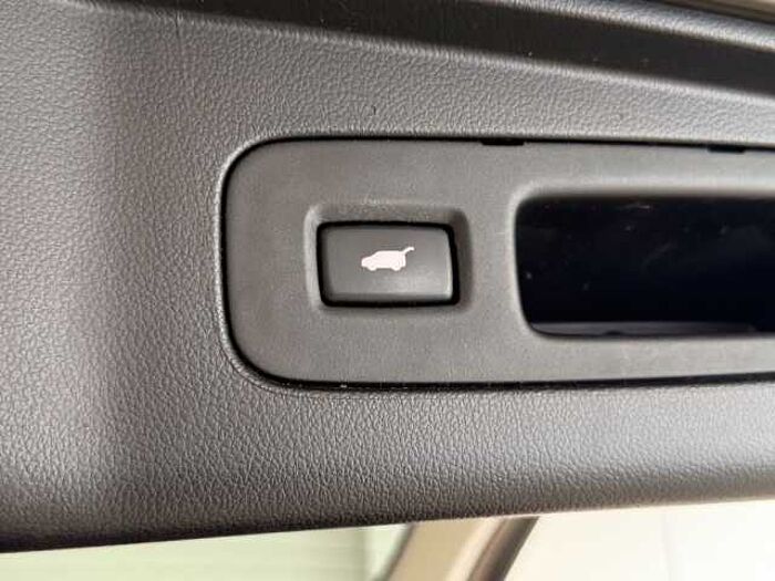 Honda CR-V 2.0i-VTEC 4WD Executive +Navi+Garantie+