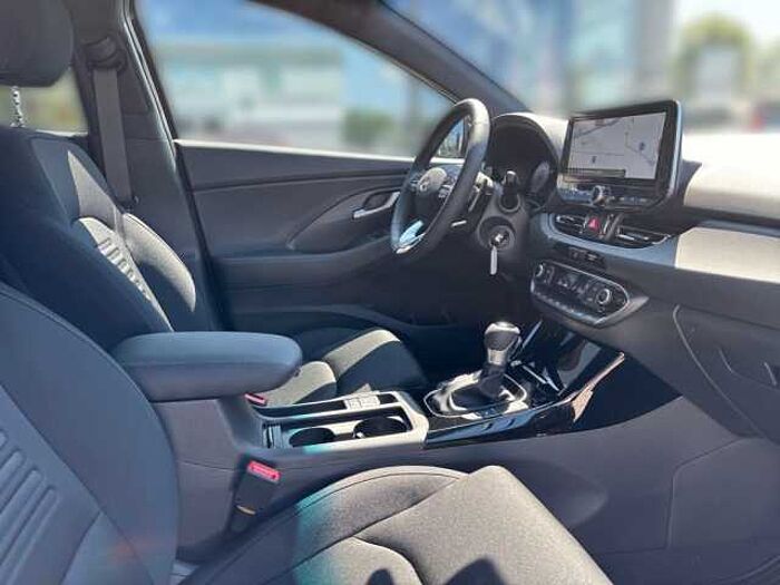 Hyundai i30 1.6 T-GDI DCT Trend + Pano