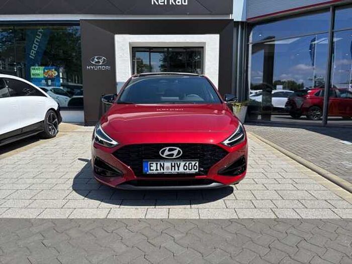 Hyundai i30 1.6 T-GDI DCT Trend + Pano