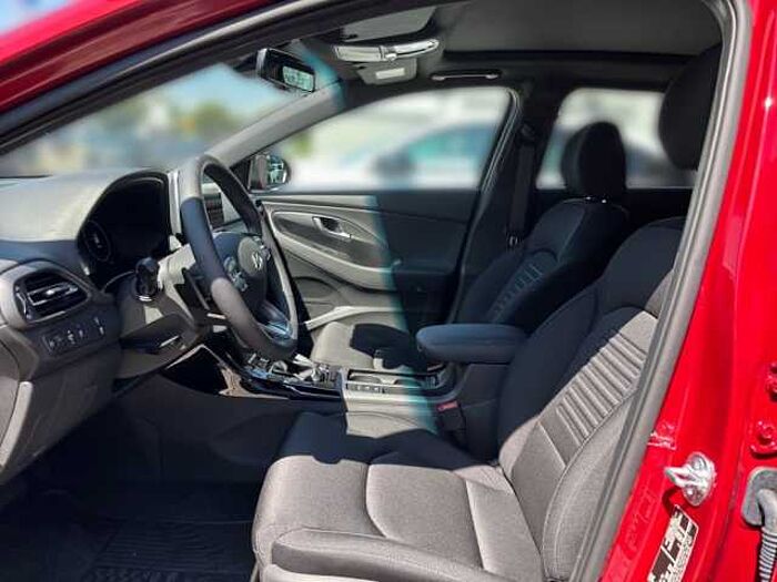 Hyundai i30 1.6 T-GDI DCT Trend + Pano