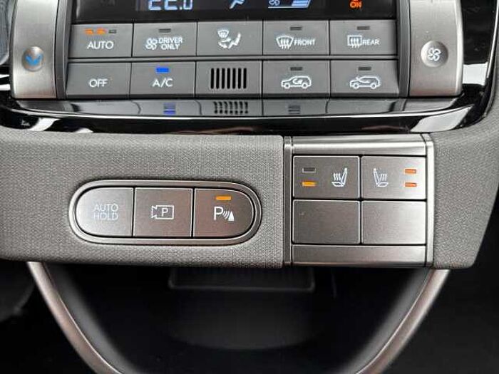Hyundai INSTER 49kWh Trend + LED + Wärmepumpe