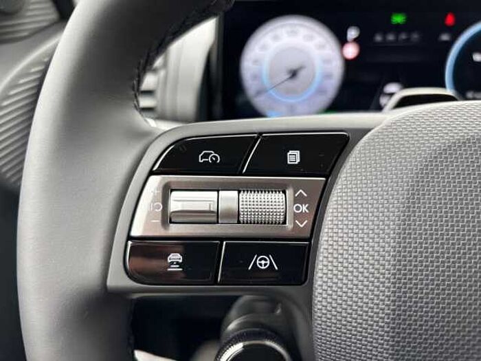 Hyundai INSTER 49kWh Trend + LED + Wärmepumpe
