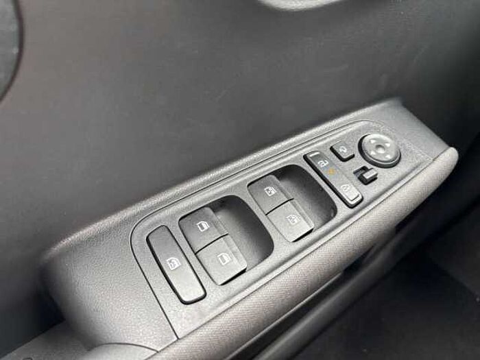 Hyundai INSTER 49kWh Trend
