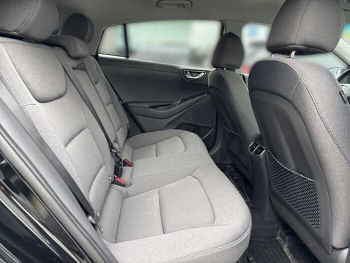Hyundai IONIQ Hybrid 1.6 GDI Style